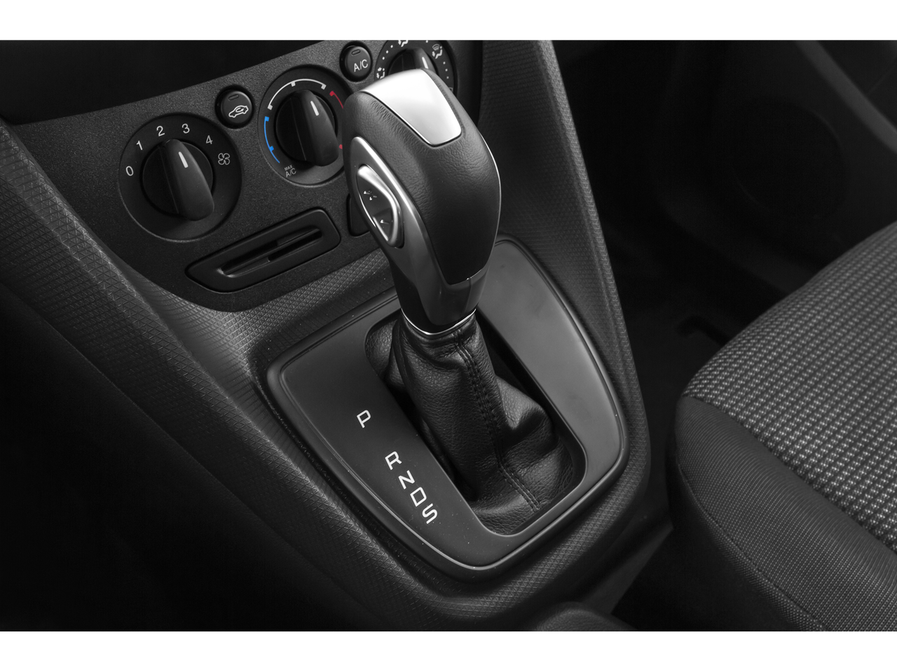 2015 Ford Transit Connect Titanium