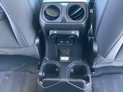 2023 Jeep Wrangler 4-Door Sahara