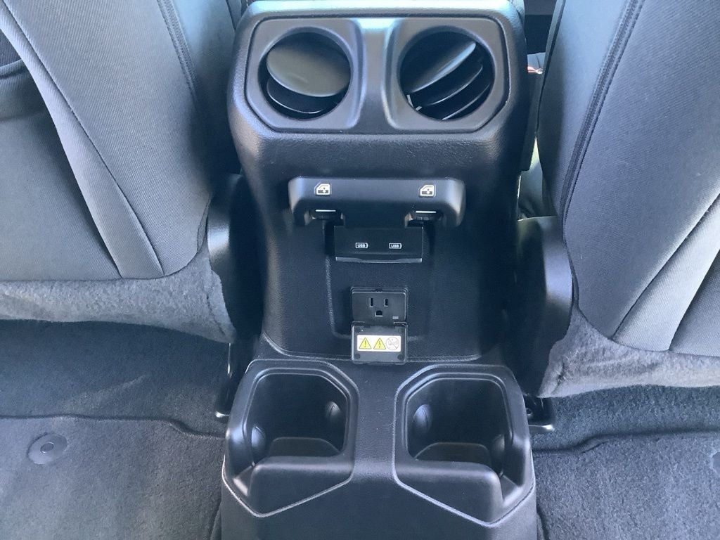 2023 Jeep Wrangler 4-Door Sahara