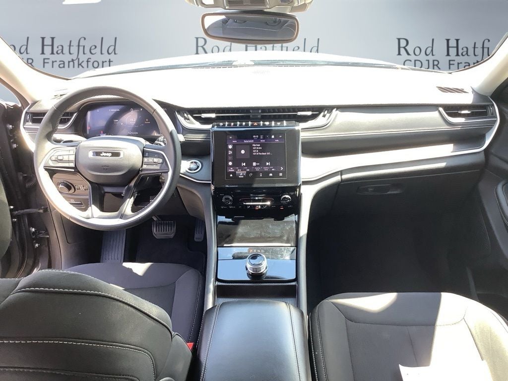 2024 Jeep Grand Cherokee Laredo 4x4