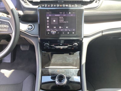 2024 Jeep Grand Cherokee Laredo 4x4