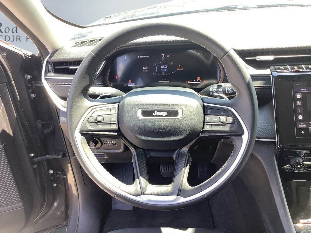 2024 Jeep Grand Cherokee Laredo 4x4