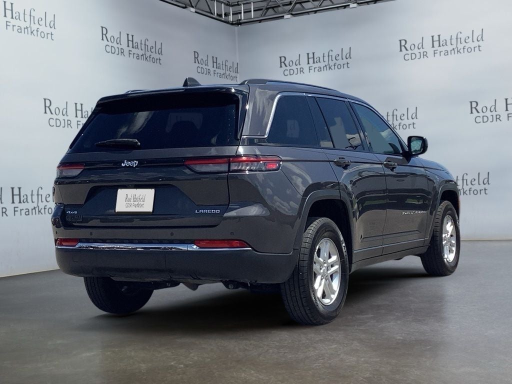 2024 Jeep Grand Cherokee Laredo 4x4