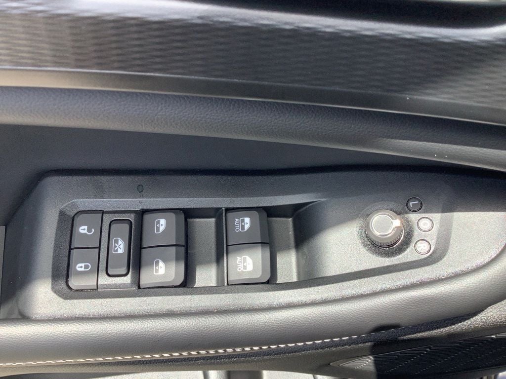 2026 Jeep Grand Cherokee GRAND CHEROKEE LAREDO X 4X4