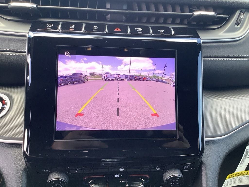 2026 Jeep Grand Cherokee GRAND CHEROKEE LAREDO X 4X4