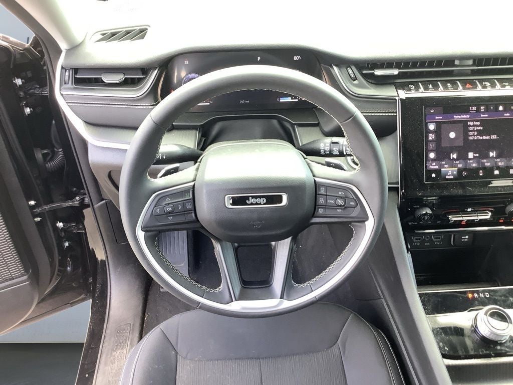 2024 Jeep Grand Cherokee Laredo 4x4