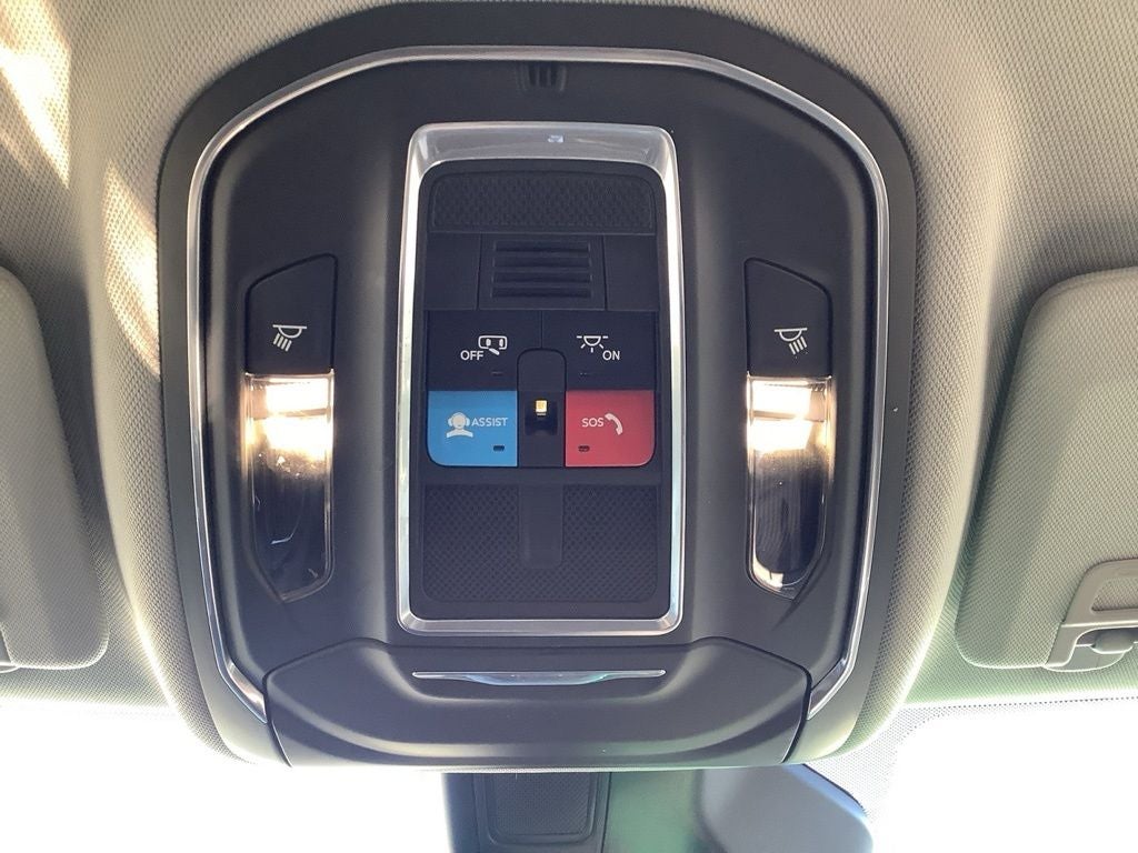 2024 Jeep Grand Cherokee Laredo 4x4