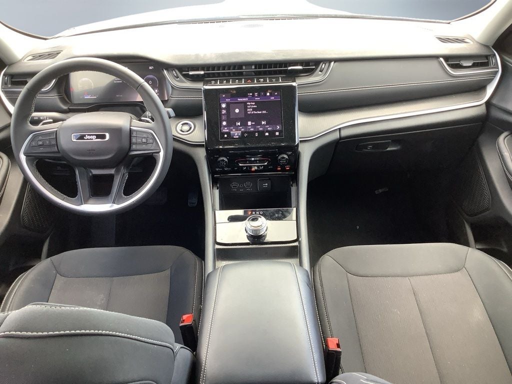 2024 Jeep Grand Cherokee Laredo 4x4