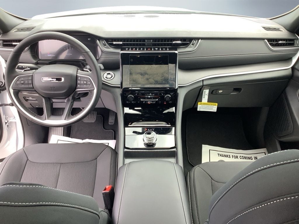 2026 Jeep Grand Cherokee GRAND CHEROKEE LAREDO X 4X4
