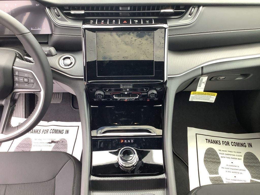 2026 Jeep Grand Cherokee GRAND CHEROKEE LAREDO X 4X4