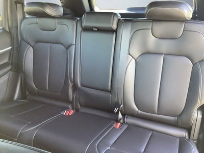 2027 Jeep Grand Cherokee GRAND CHEROKEE LIMITED 4X4