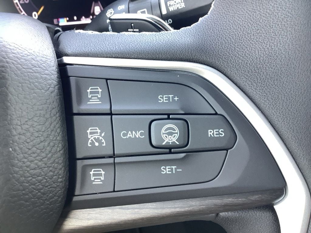 2027 Jeep Grand Cherokee GRAND CHEROKEE LIMITED 4X4
