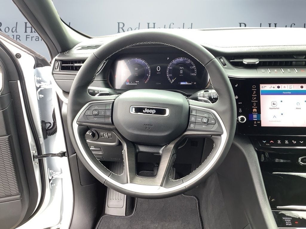 2026 Jeep Grand Cherokee GRAND CHEROKEE L LAREDO ALTITUDE 4X4