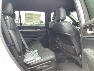 2026 Jeep Grand Cherokee GRAND CHEROKEE L LAREDO ALTITUDE 4X4