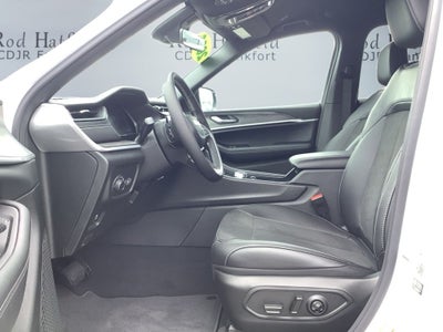 2026 Jeep Grand Cherokee GRAND CHEROKEE L LAREDO ALTITUDE 4X4