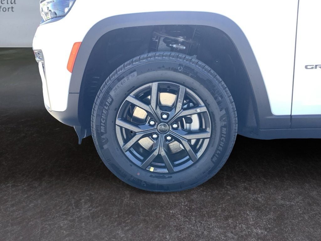 2027 Jeep Grand Cherokee GRAND CHEROKEE L LAREDO ALTITUDE 4X4