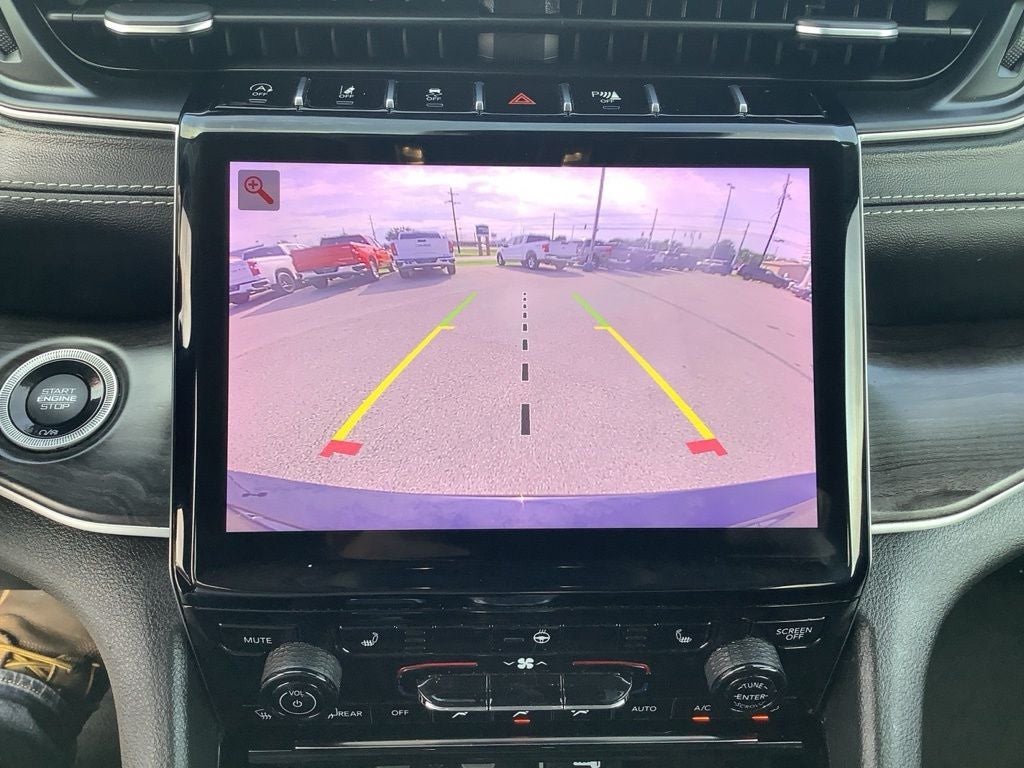 2023 Jeep Grand Cherokee L Limited 4x4