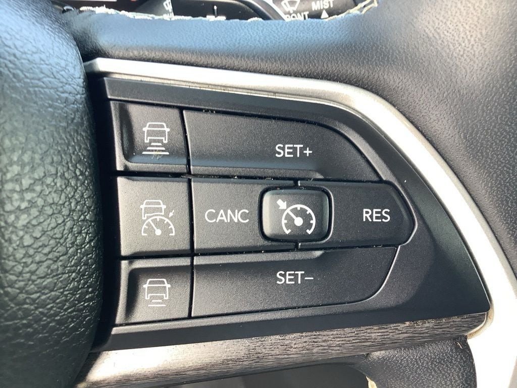 2023 Jeep Grand Cherokee L Limited 4x4