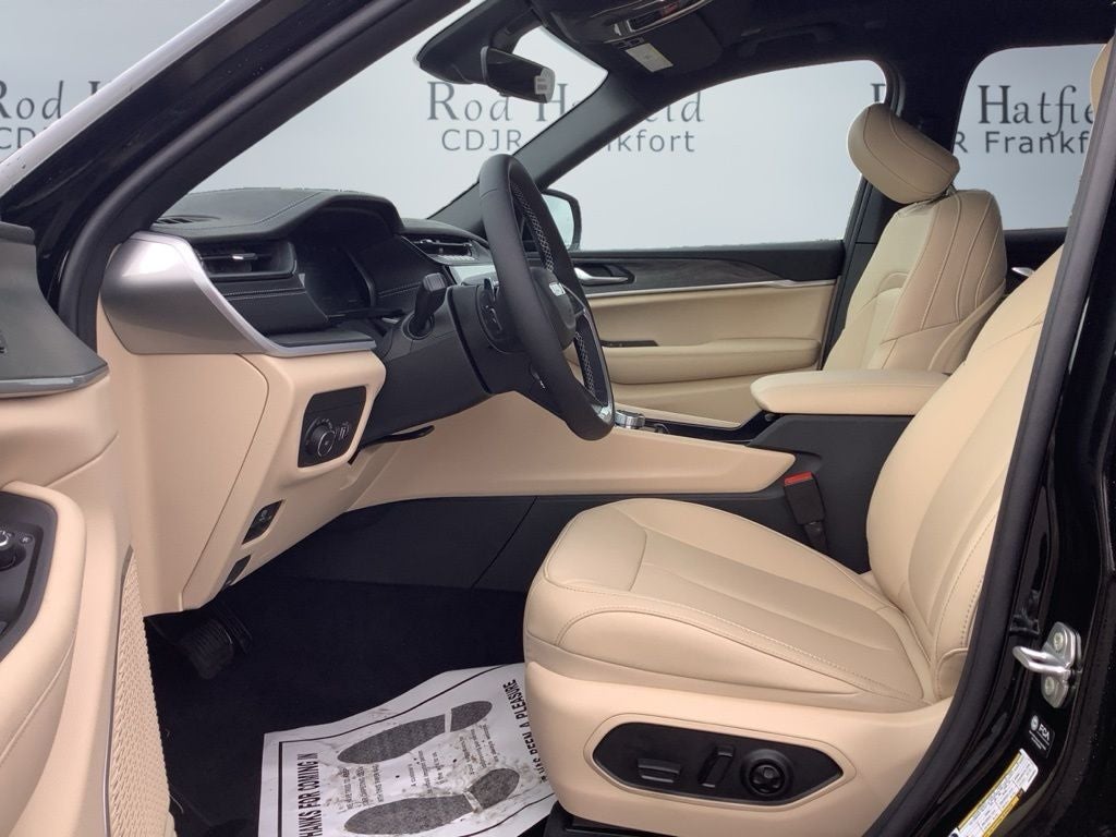 2026 Jeep Grand Cherokee GRAND CHEROKEE L LIMITED 4X4