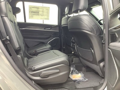 2027 Jeep Grand Cherokee GRAND CHEROKEE L LIMITED RESERVE 4X4