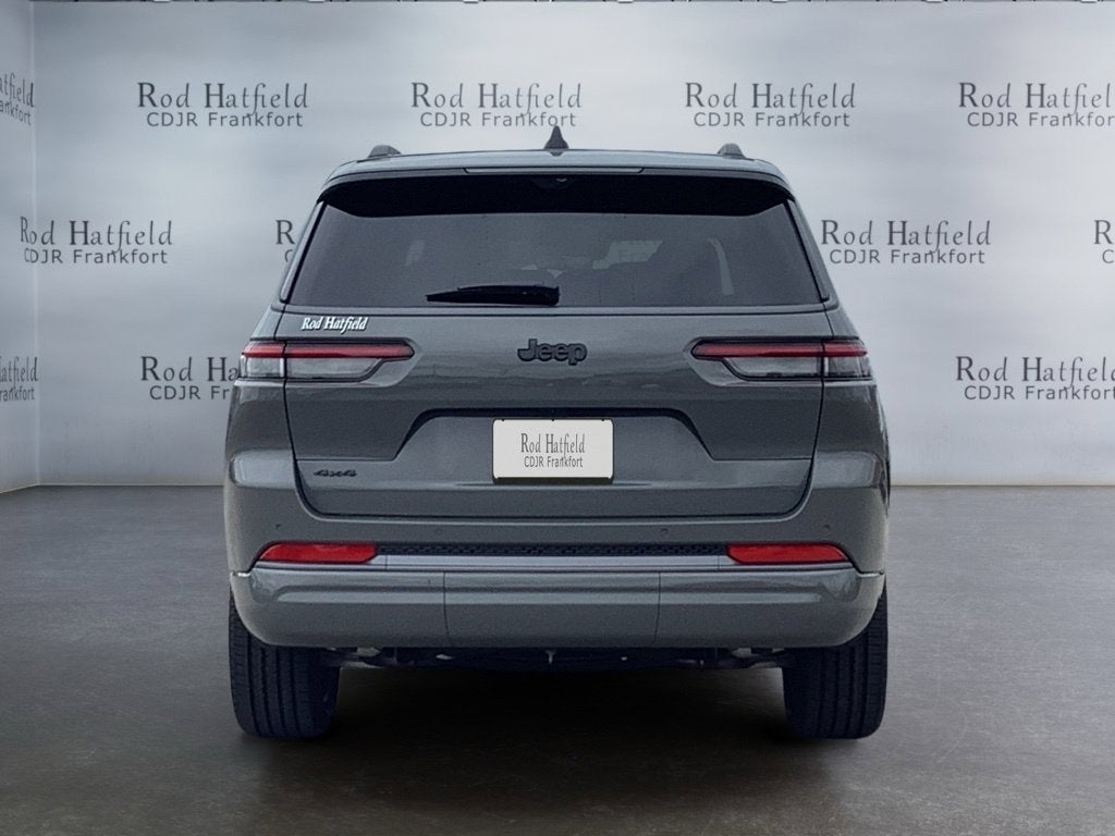 2027 Jeep Grand Cherokee GRAND CHEROKEE L LIMITED RESERVE 4X4