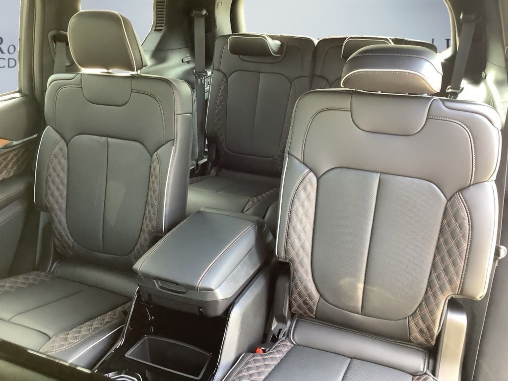 2027 Jeep Grand Cherokee GRAND CHEROKEE L SUMMIT 4X4