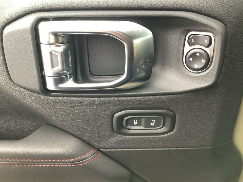 2026 Jeep Wrangler WRANGLER 4-DOOR MOAB 392