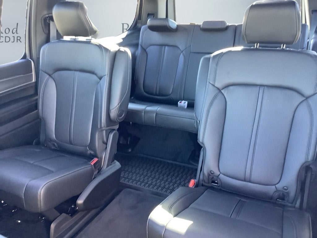 2027 Jeep Grand Wagoneer GRAND WAGONEER UPLAND 4X4