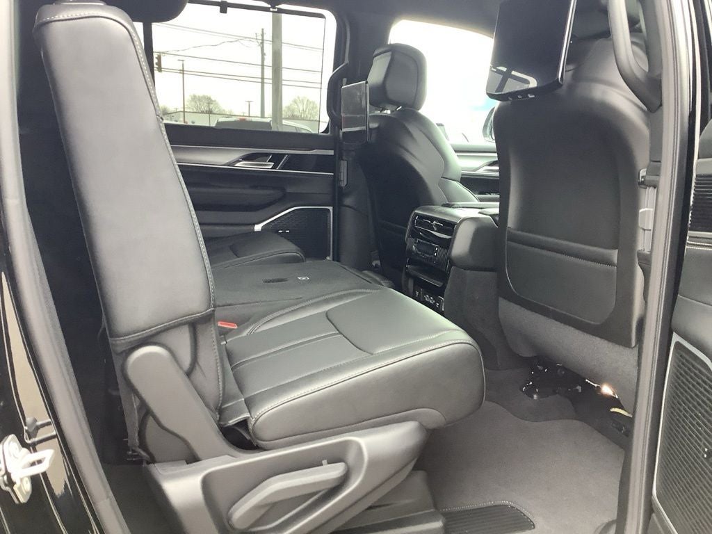 2026 Jeep Grand Wagoneer GRAND WAGONEER LIMITED ALTITUDE 4X4