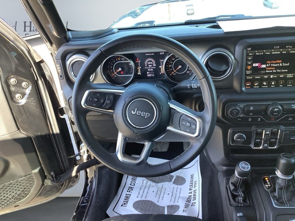 2023 Jeep Gladiator Overland 4x4