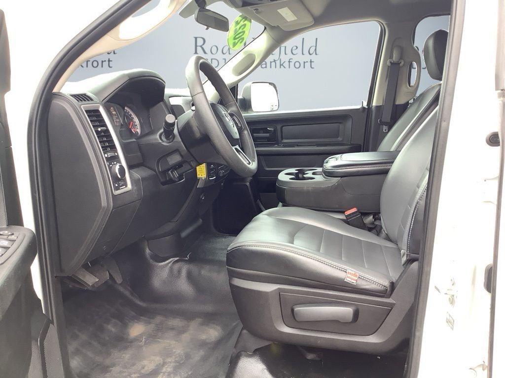 2022 RAM 1500 Classic Tradesman Quad Cab 4x4 6'4' Box