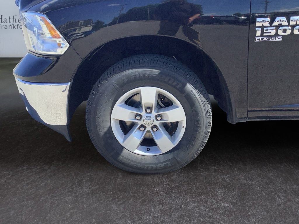 2023 RAM 1500 Classic SLT Crew Cab 4x4 5'7' Box