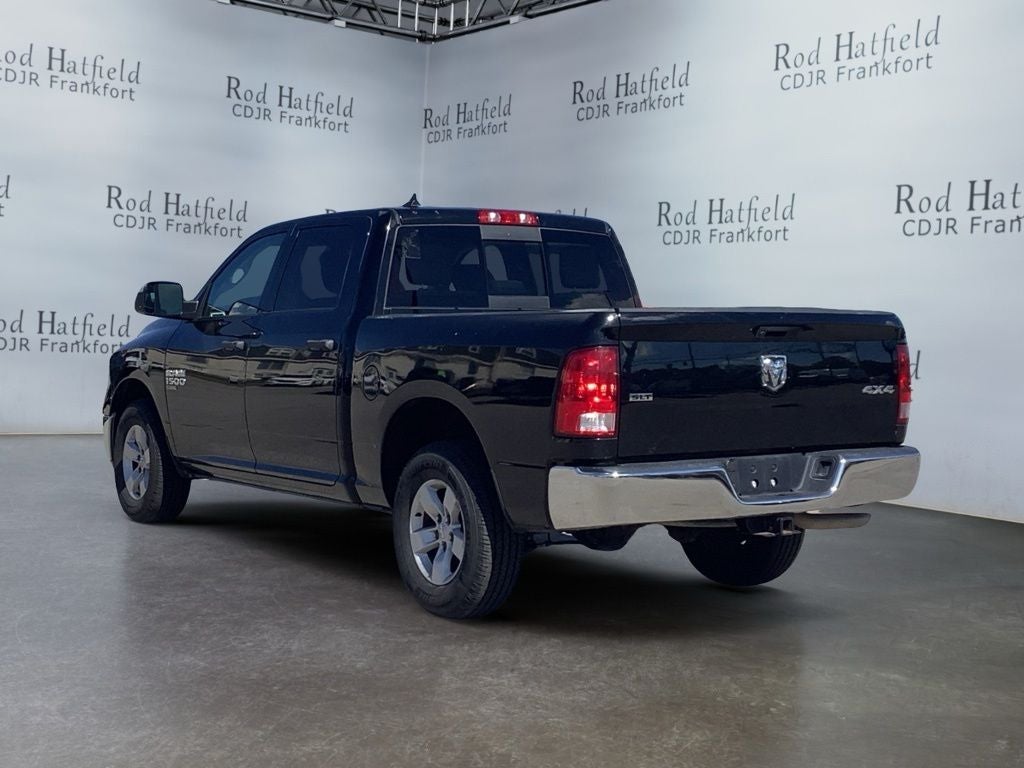 2023 RAM 1500 Classic SLT Crew Cab 4x4 5'7' Box