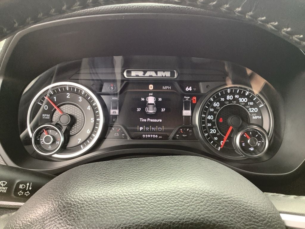 2022 RAM 1500 Big Horn Crew Cab 4x2 5'7' Box