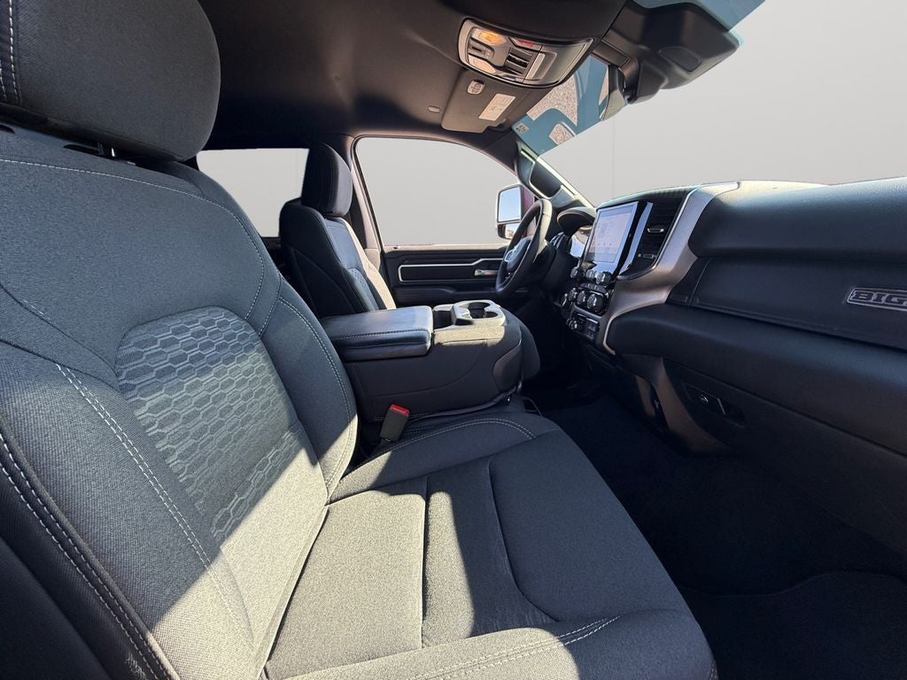 2025 RAM 1500 Big Horn Crew Cab 4x4 6'4' Box