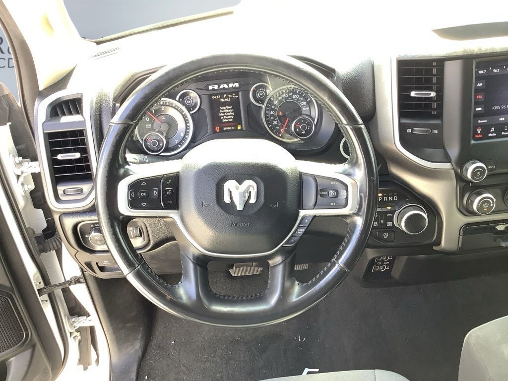 2020 RAM 1500 Big Horn Quad Cab 4x4 6'4' Box