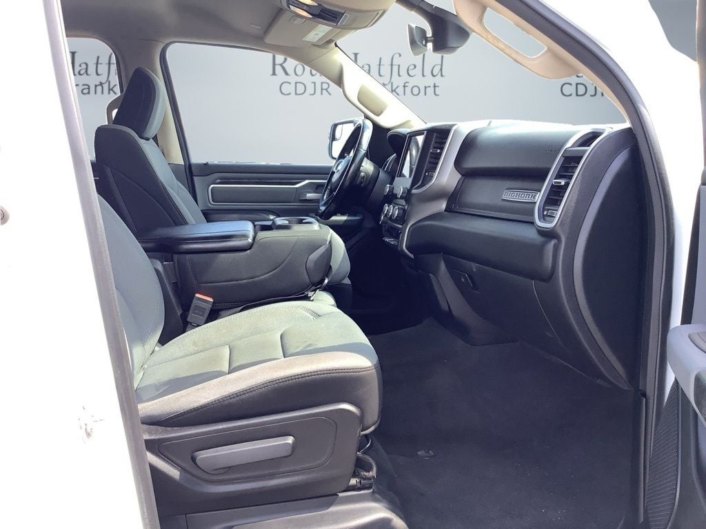 2020 RAM 1500 Big Horn Quad Cab 4x4 6'4' Box