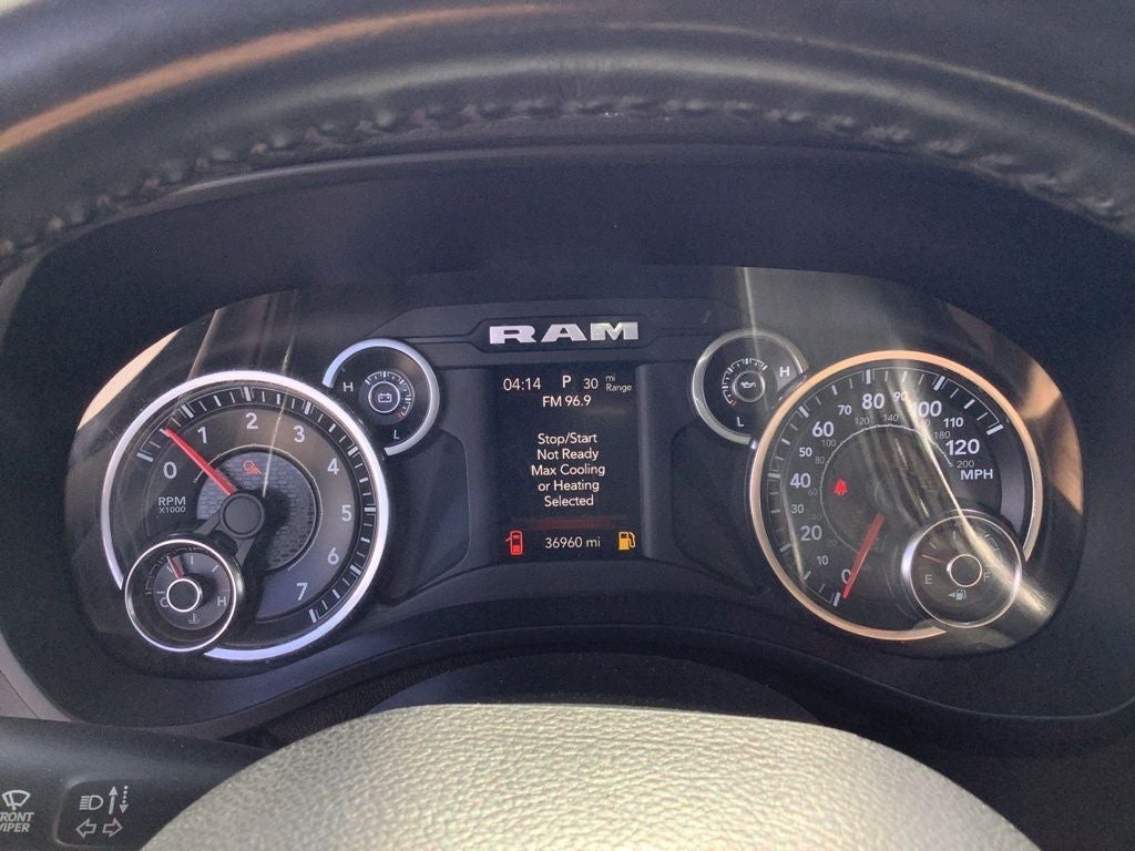 2020 RAM 1500 Big Horn Quad Cab 4x4 6'4' Box