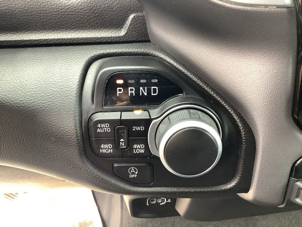2023 RAM 1500 Big Horn Quad Cab 4x4 6'4' Box