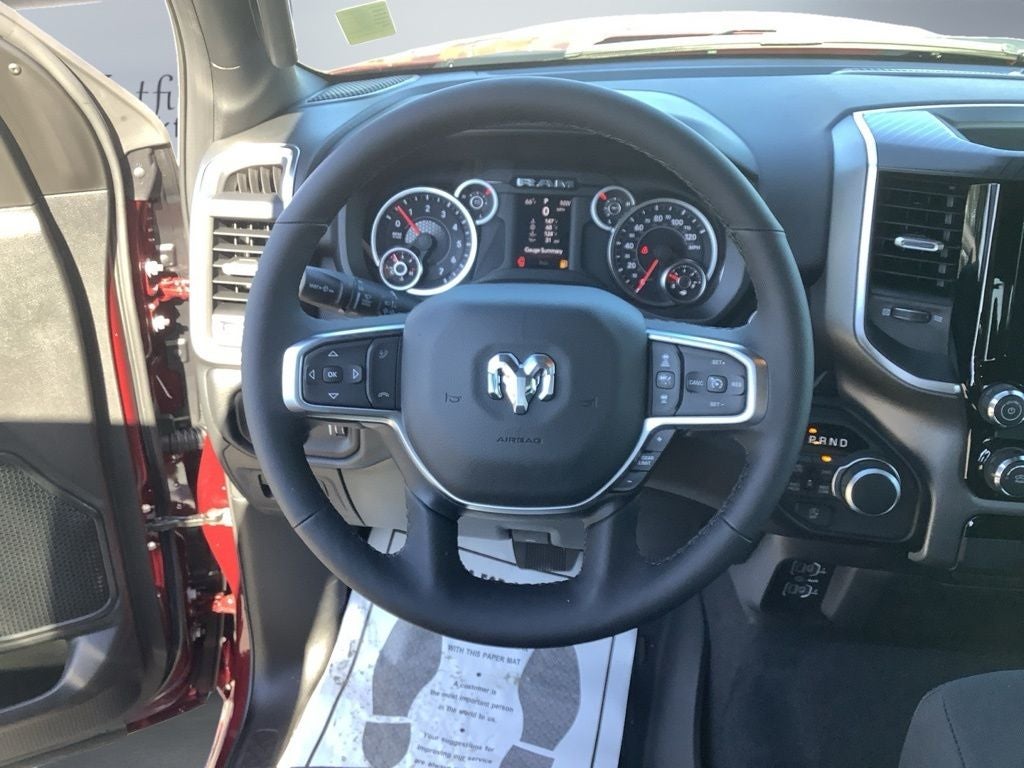 2025 RAM Ram 1500 RAM 1500 BIG HORN CREW CAB 4X4 5'7' BOX