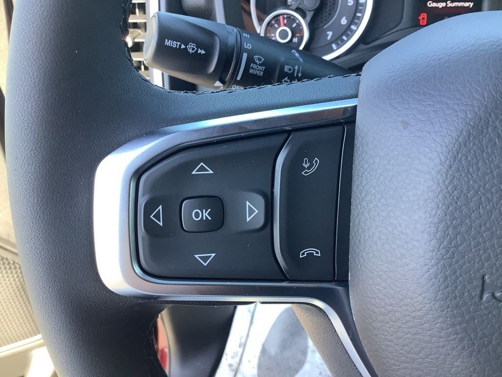 2025 RAM Ram 1500 RAM 1500 BIG HORN CREW CAB 4X4 5'7' BOX