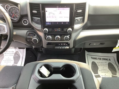 2025 RAM Ram 1500 RAM 1500 TRADESMAN CREW CAB 4X4 5'7' BOX