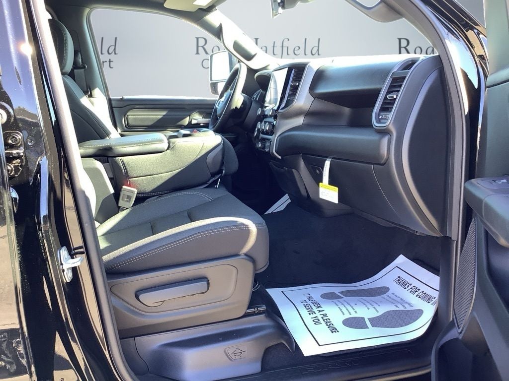 2025 RAM 1500 Tradesman Crew Cab 4x4 5'7' Box