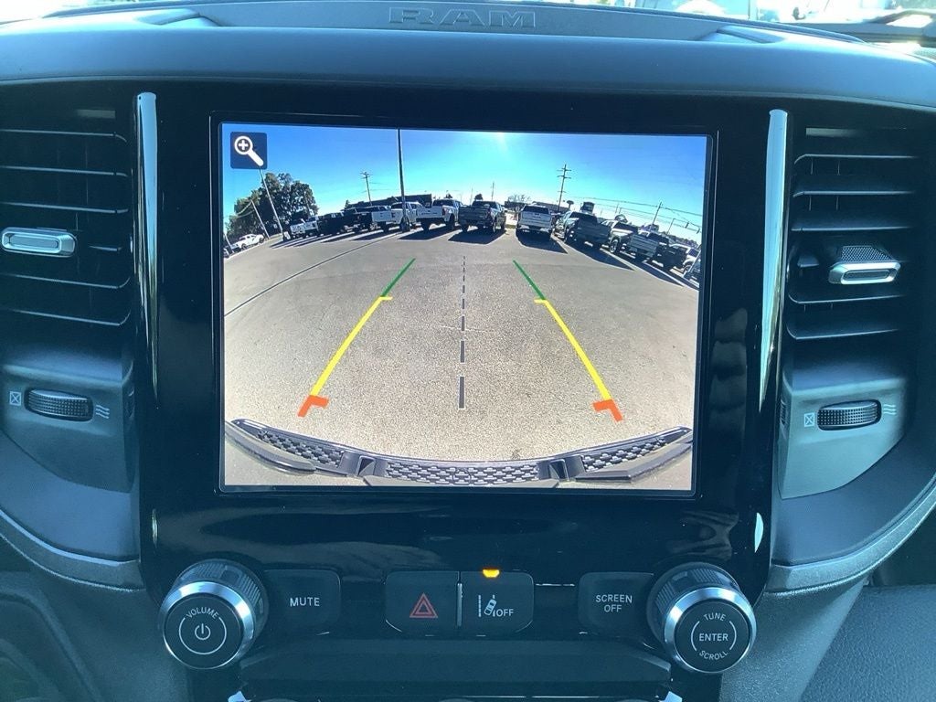 2025 RAM 1500 Tradesman Crew Cab 4x4 5'7' Box