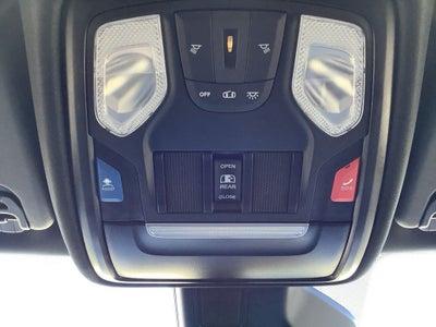 2025 RAM 1500 Tradesman Crew Cab 4x4 5'7' Box