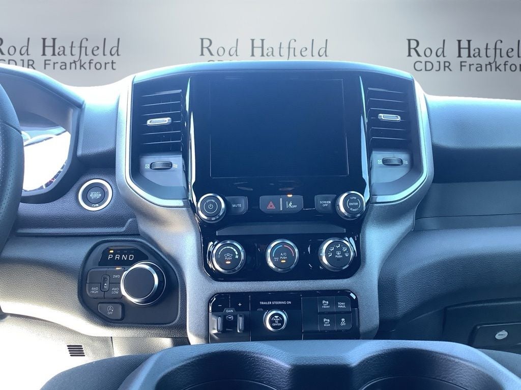2026 RAM Ram 1500 RAM 1500 EXPRESS CREW CAB 4X4 5'7' BOX