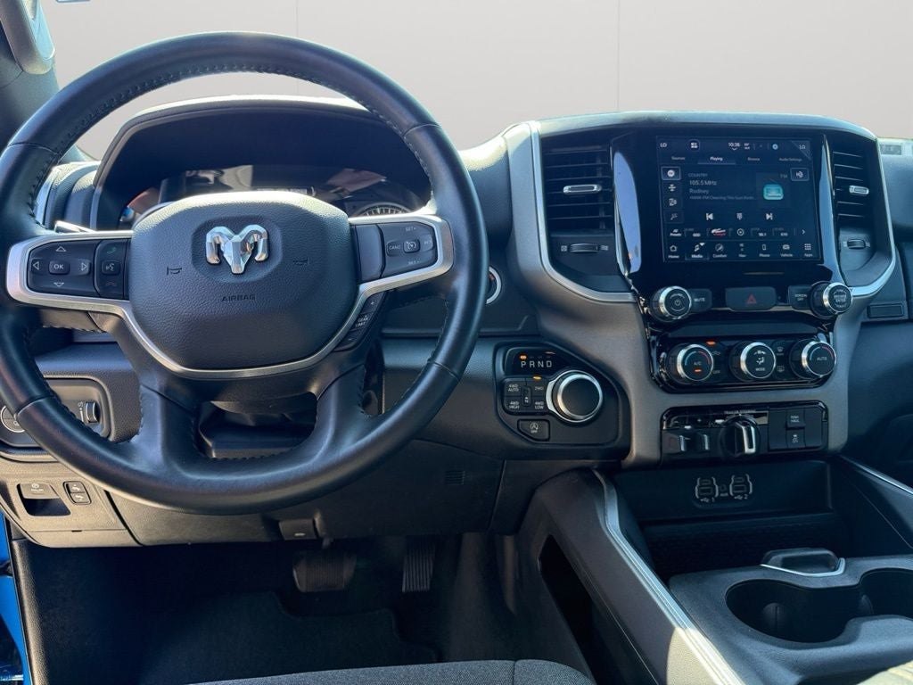 2022 RAM 1500 Big Horn Crew Cab 4x4 5'7' Box