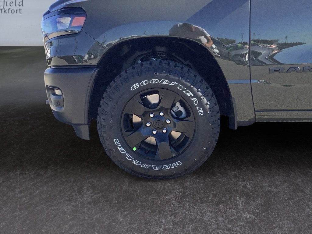 2027 RAM Ram 1500 RAM 1500 WARLOCK CREW CAB 4X4 5'7' BOX