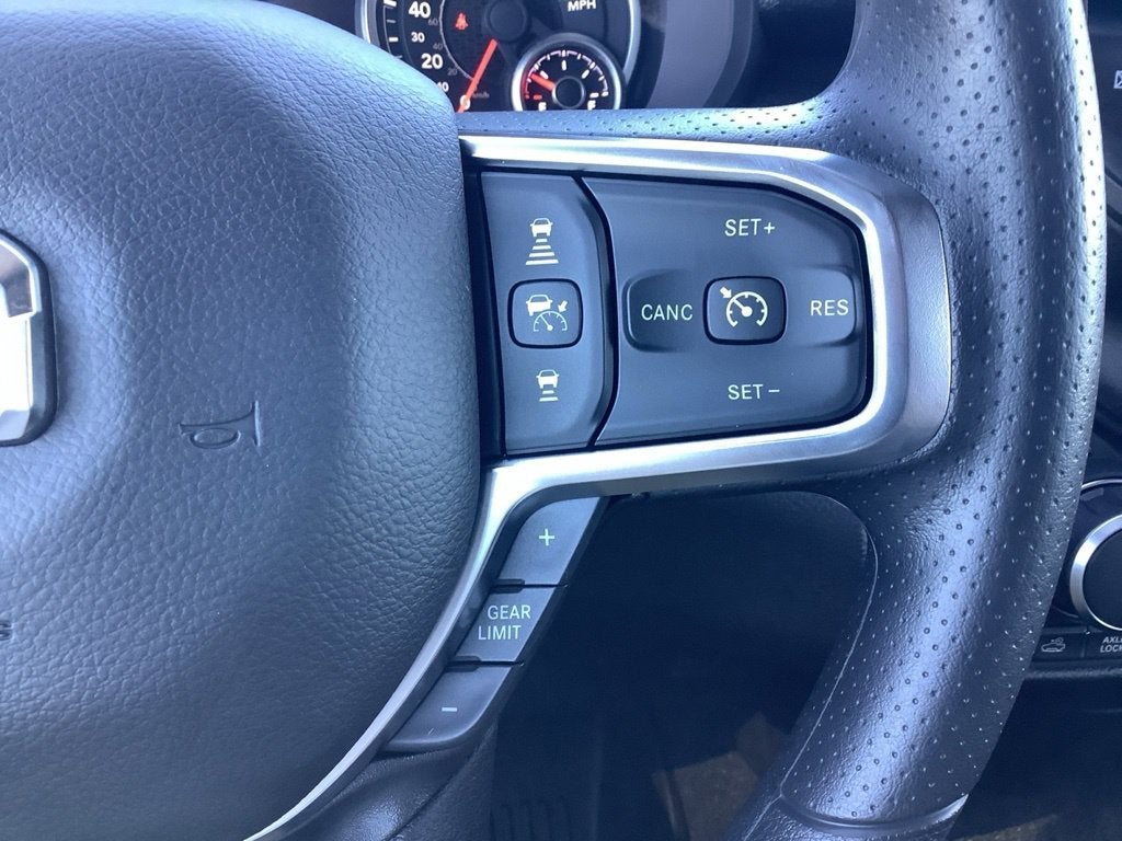 2027 RAM Ram 1500 RAM 1500 WARLOCK CREW CAB 4X4 5'7' BOX