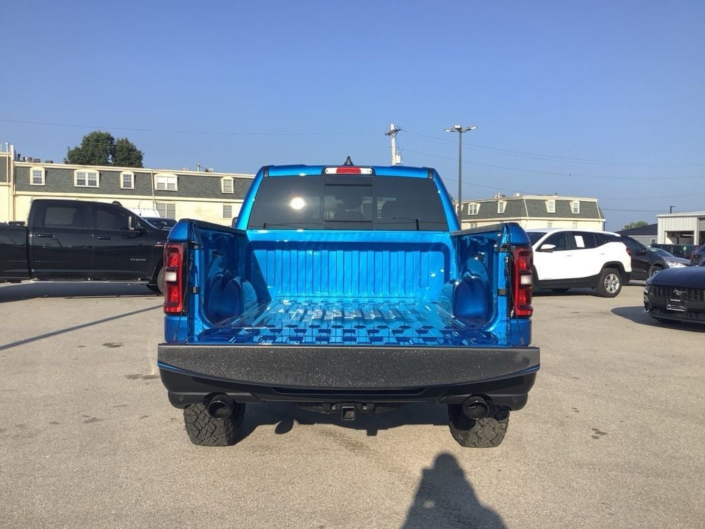 2026 RAM 1500 RAM 1500 WARLOCK CREW CAB 4X4 5'7' BOX